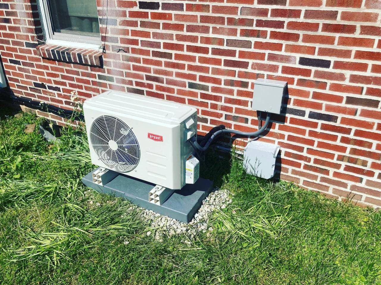 A well-serviced heat pump on an outdoor unit in Chester County, PA.