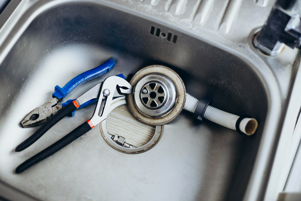 Kitchen sink plumbing repairs from Battavio